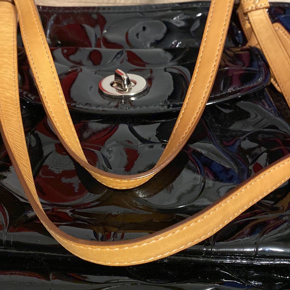 Preloved Coach Embossed Patent Leather Madison Tote - Picture 7 of 13